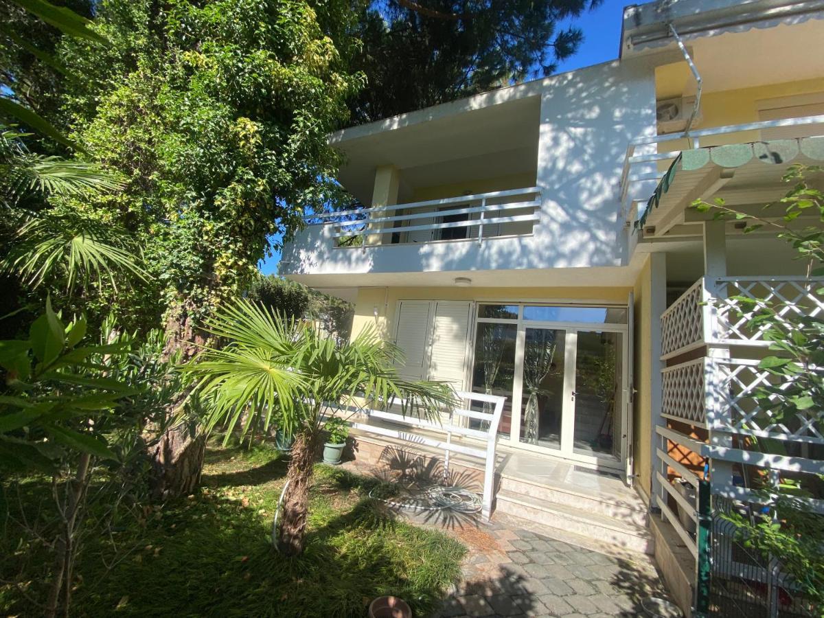 Villa A Cozy Duplex In The Lalzi Bay à Durrës Extérieur photo