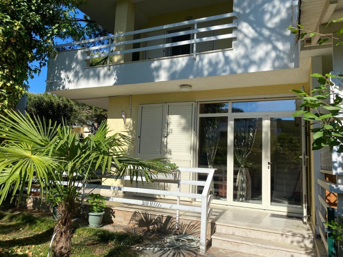 Villa A Cozy Duplex In The Lalzi Bay à Durrës Extérieur photo